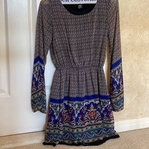Rue21 long sleeve dress. Size small. Good condition